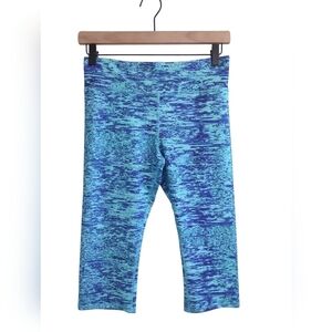 Gaiam Girls Blue Patterned Capri Leggings Kids Extra Large
